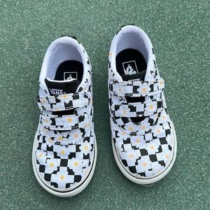 Vans® Doheny V Flower Checkerboard Baby / Toddler Girls' Shoes Size 8